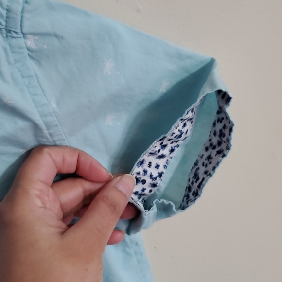 Shirt - Picture 3 of 3